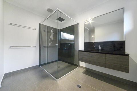 Island Dreams - Accommodation VIC 2