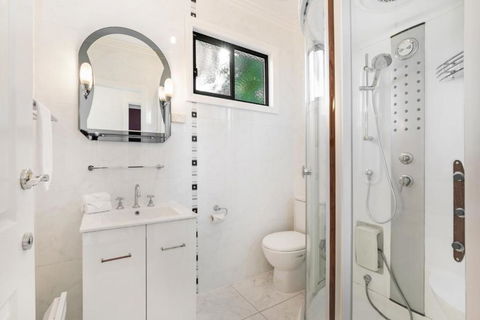 The Bud House - Accommodation VIC 4