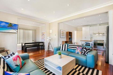 The Bud House - Accommodation VIC 6