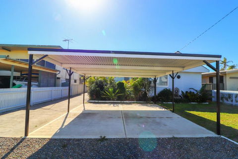 Blacksmiths Sea Breeze - Accommodation VIC 5