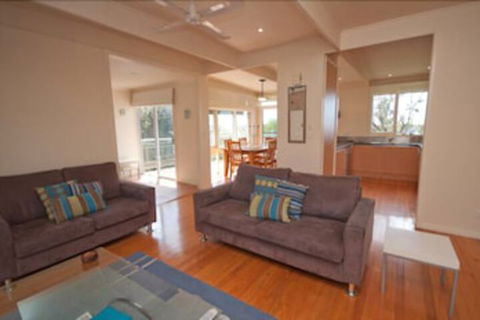 Nakarra - Accommodation VIC 0