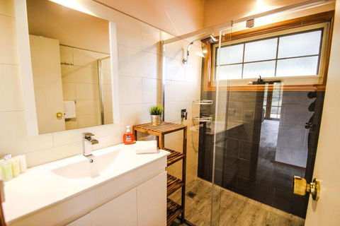 Halinka Lodge - Accommodation VIC 3