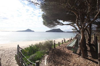 Beachfront Shoal Bay - Accommodation VIC 0