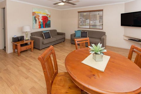 Paradise Tourist Park - Accommodation VIC 5