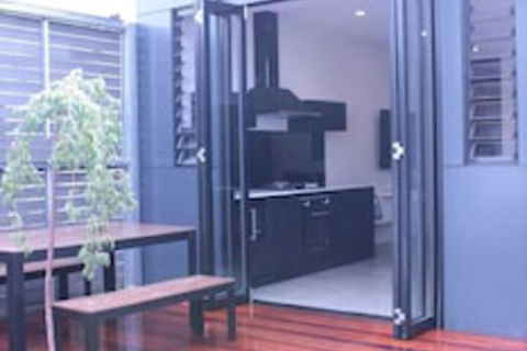 Geisha House - Accommodation VIC 3