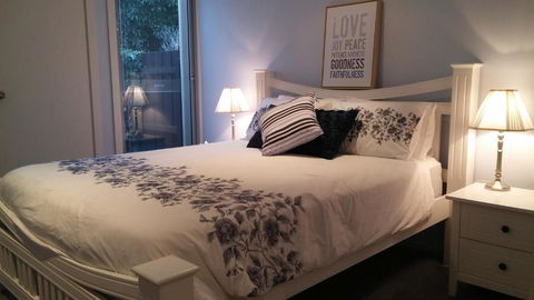 Shellys Place - Accommodation VIC 5