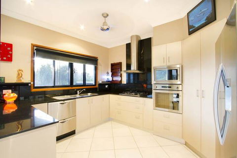 Larimar On Turtle Bay - Accommodation VIC 6