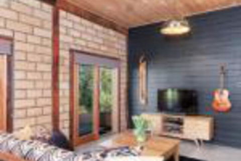Falls River Luxury Accommodation - Accommodation VIC 0