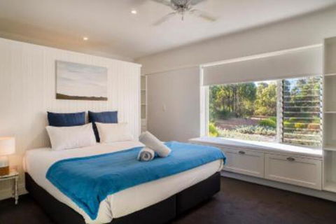 The White House At Wallcliffe Farms - Accommodation VIC 7
