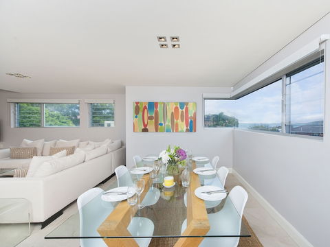 The Penthouse At Little Beach - Accommodation VIC 2