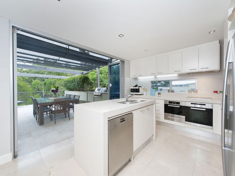 The Penthouse At Little Beach - Accommodation VIC 3
