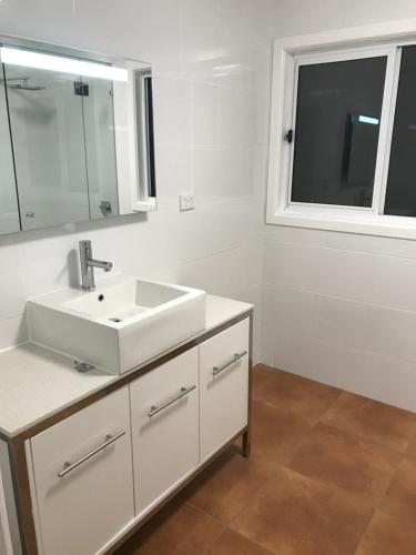 The Hill House - Accommodation VIC 1