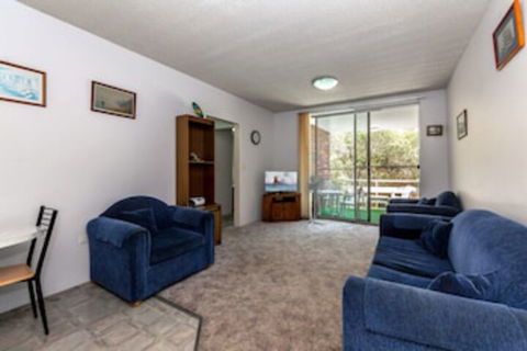 Gretel Lodge Unit 4 / 1 Gretel Close - Accommodation VIC 0