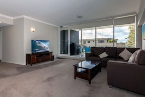 Oasis Unit 3 / 5 Laman Street - Accommodation VIC 0