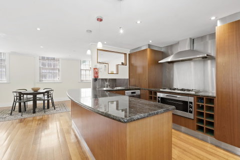HELENA, 2BDR Fitzroy House - Accommodation VIC 4