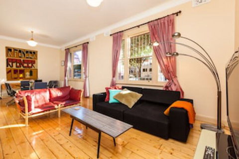 MADELINE, 1BDR Fitzroy Apartment - Accommodation VIC 0