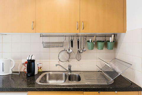 NAOMI, 2BDR South Melbourne Apartment - Accommodation VIC 2