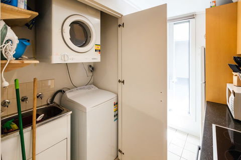 NAOMI, 2BDR South Melbourne Apartment - Accommodation VIC 0