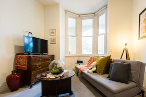 ALIA, 1BDR Fitzroy Apartment - Accommodation VIC 0