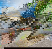 Newcastle Executive Homes - Veda House - Accommodation VIC