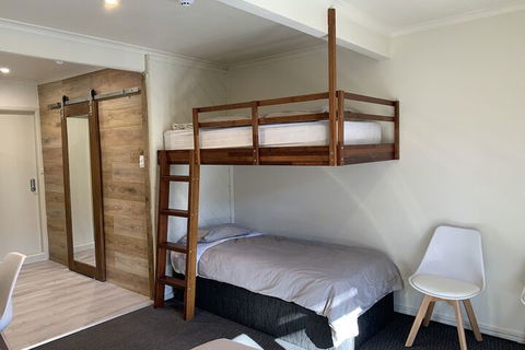 Tyrola 4 - Accommodation VIC 4