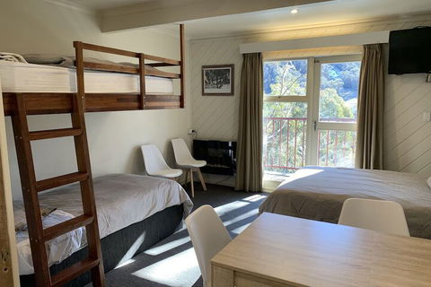 Tyrola 4 - Accommodation VIC 7
