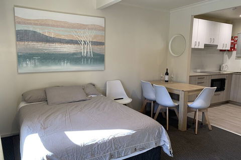 Tyrola 4 - Accommodation VIC 2