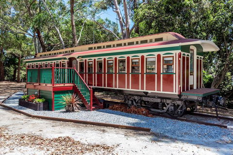 Oak Tree Cottage - Mundaring - Accommodation VIC 1