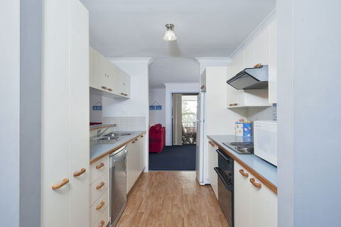Carindale Unit 21 / 19 Dowling Street - Accommodation VIC 3
