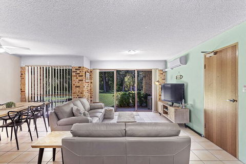 Grevillia, Bay Parklands, Unit 38/2 Gowrie Avenue - Accommodation VIC 2