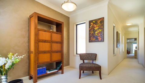 LUXE At Sanctuary Cove - Accommodation VIC 1