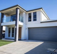 The Races - Swanport - Accommodation VIC