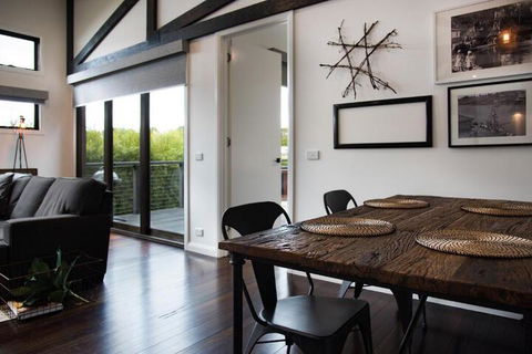 Halcyon - Accommodation VIC 6