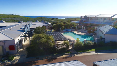 Margaret River Beach Apartments - Accommodation VIC 6