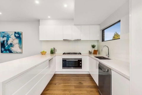Glen Manor 1 - Accommodation VIC 4