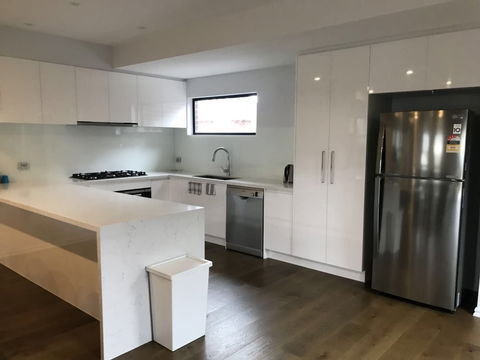 Glen Manor 1 - Accommodation VIC 2