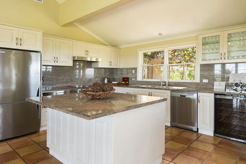 Holman Estate - Accommodation VIC 5