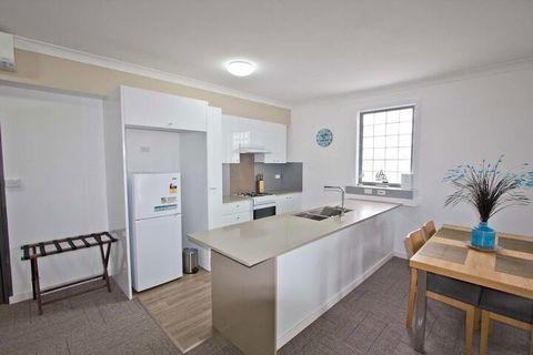 Morisset Serviced Apartments - Accommodation VIC 5