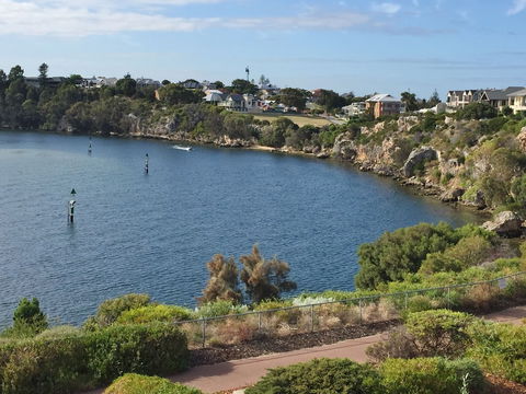 River Front Architect Villa - Accommodation VIC 5