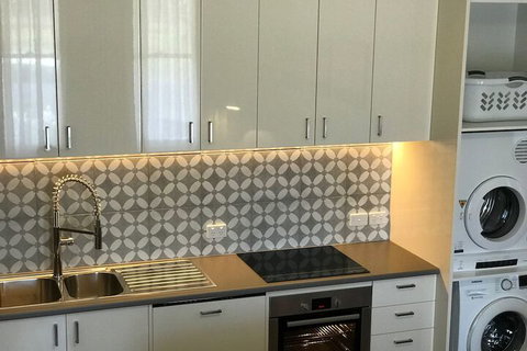 The Botanic Apartments Williamstown - Accommodation VIC 4