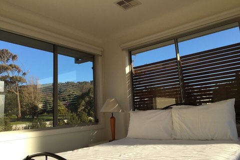 Aquawaters House By Barefoot Beach Stays - Accommodation VIC 6
