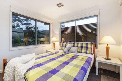 Aquawaters House By Barefoot Beach Stays - Accommodation VIC 4