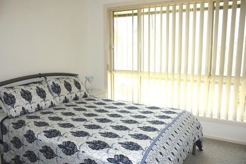 Beach Comber - Accommodation VIC 5