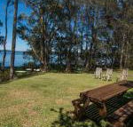 Tuppys on the Lake - Accommodation VIC