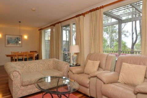 Villa Executive 2br Rose Resort Condo Located Within Cypress Lakes Resort (nothing Is More Central) - Accommodation VIC 3