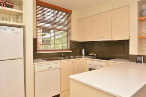 Villa Executive 2br Rose Resort Condo Located Within Cypress Lakes Resort (nothing Is More Central) - Accommodation VIC 4
