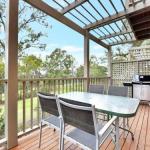 Villa Prosecco Located Within Cypress Lakes - Accommodation VIC 0
