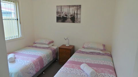 The Bell House - Accommodation VIC 3