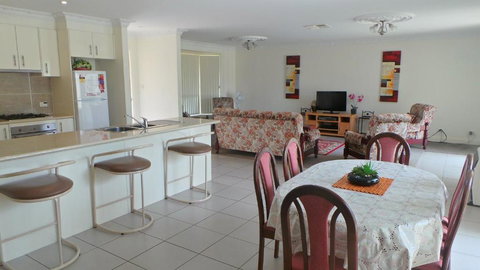 The Bell House - Accommodation VIC 1