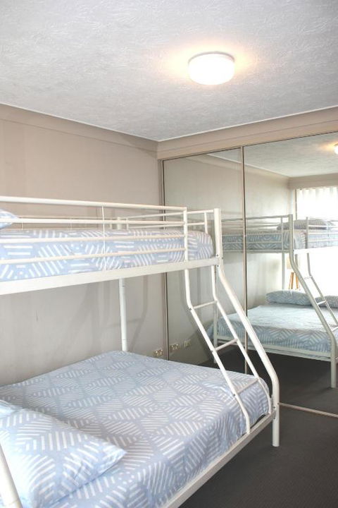 Sandbar Unit 402 1 3 Head Street - Accommodation VIC 1